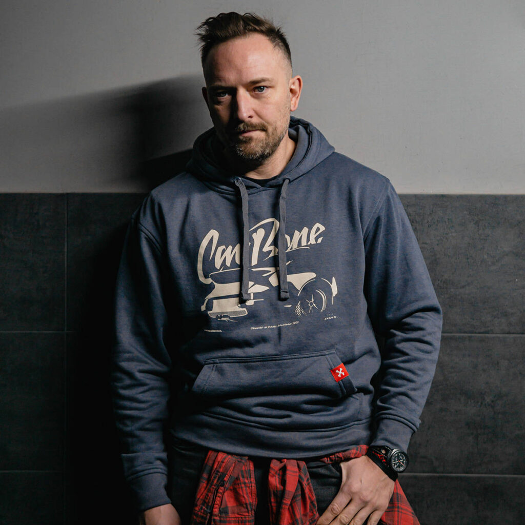 Paweł Kalinowski in CarBone hoodie.